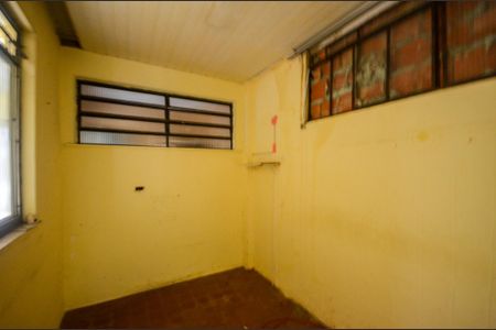 Casa à venda com 463m², 9 quartos e 8 vagasQuarto 4