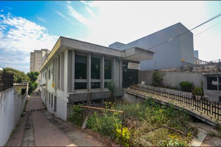 Casa à venda com 463m², 9 quartos e 8 vagasGaragem