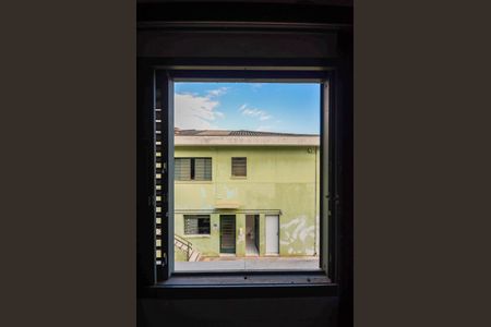 Casa à venda com 463m², 9 quartos e 8 vagasSuíte 1 - janela