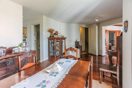 Apartamento à venda com 122m², 2 quartos e 1 vaga