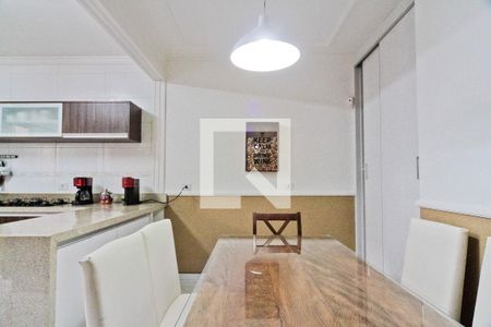 Casa à venda com 125m², 3 quartos e 1 vaga