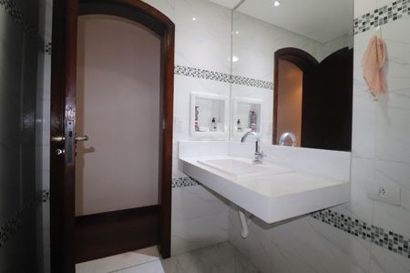 Casa para alugar com 180m², 3 quartos e 2 vagasLavabo