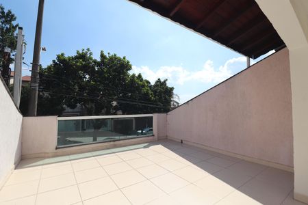 Casa para alugar com 180m², 3 quartos e 2 vagasVaranda Quarto 1 suíte
