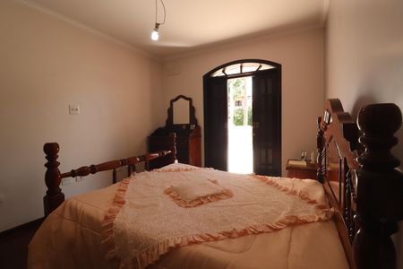 Casa para alugar com 180m², 3 quartos e 2 vagasQuarto 1 suíte