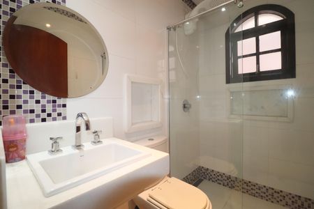 Casa para alugar com 180m², 3 quartos e 2 vagasBanheiro 2