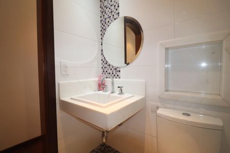 Casa para alugar com 180m², 3 quartos e 2 vagasBanheiro 2