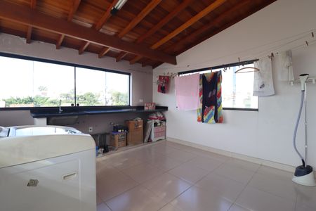 Casa para alugar com 180m², 3 quartos e 2 vagasÁrea de Serviço