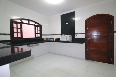 Casa para alugar com 180m², 3 quartos e 2 vagasCozinha