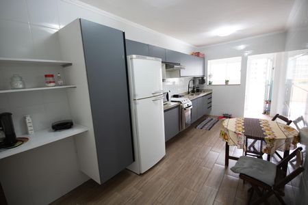 Apartamento para alugar com 112m², 2 quartos e 2 vagas Apartamento para alugar com 112m², 2 quartos e 2 vagasCozinha