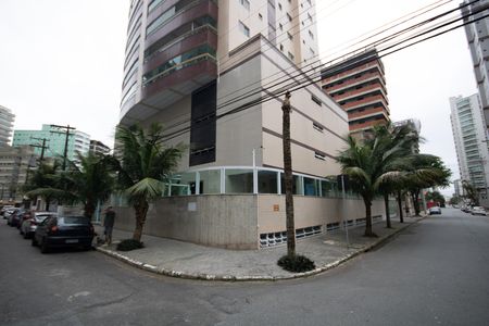 Apartamento para alugar com 112m², 2 quartos e 2 vagas Apartamento para alugar com 112m², 2 quartos e 2 vagasFachada