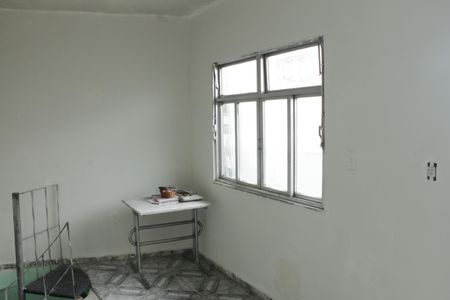 Casa para alugar com 95m², 2 quartos e sem vagaQuarto