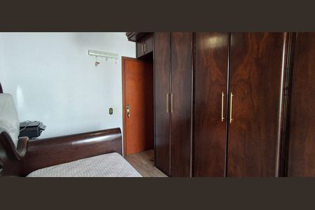 Apartamento à venda com 118m², 3 quartos e 1 vagaQuarto 2