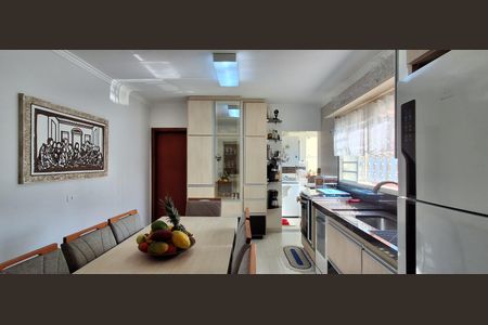 Apartamento à venda com 118m², 3 quartos e 1 vagaCozinha 