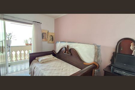 Apartamento à venda com 118m², 3 quartos e 1 vagaQuarto 2