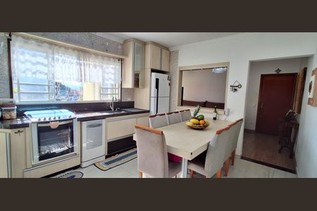 Apartamento à venda com 118m², 3 quartos e 1 vagaCozinha 