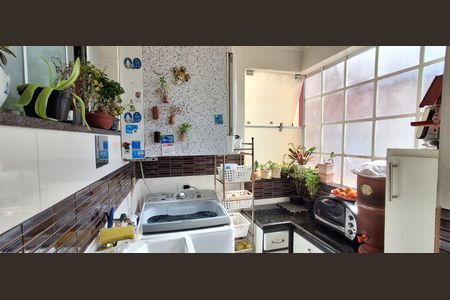 Apartamento à venda com 118m², 3 quartos e 1 vagaÁrea de Serviço 