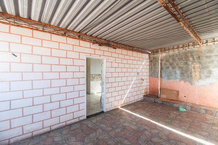Casa para alugar com 60m², 2 quartos e sem vaga Casa para alugar com 60m², 2 quartos e sem vagaAcesso