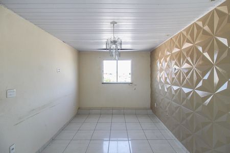 Casa para alugar com 60m², 2 quartos e sem vaga Casa para alugar com 60m², 2 quartos e sem vagaSala
