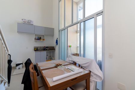 Apartamento à venda com 64m², 2 quartos e 1 vagaSala