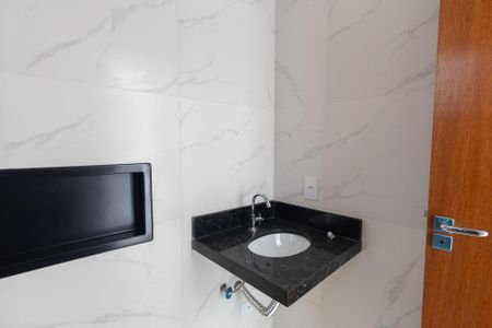 Apartamento à venda com 44m², 2 quartos e sem vaga Apartamento à venda com 44m², 2 quartos e sem vagaBanheiro