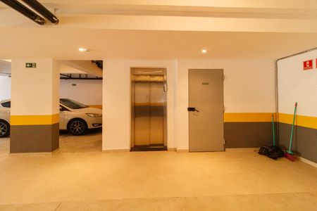 Apartamento à venda com 44m², 2 quartos e sem vagaÁrea comum