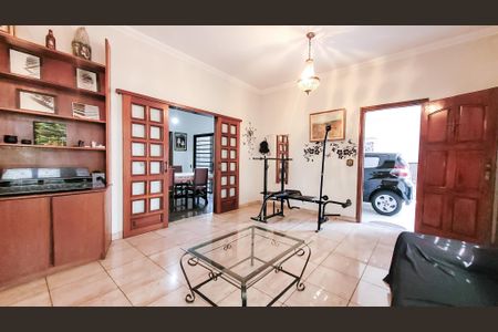 Sala de casa à venda com 4 quartos, 400m² em Jardim Guanabara, Campinas