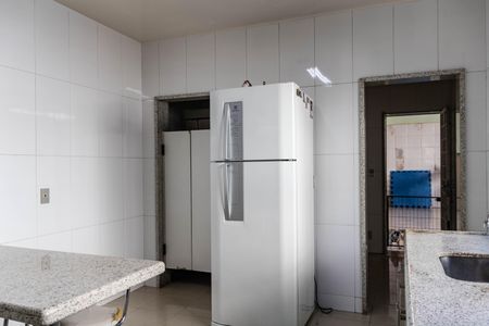 Casa à venda com 320m², 4 quartos e 3 vagasCozinha