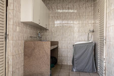 Casa à venda com 320m², 4 quartos e 3 vagasÁrea de Serviço