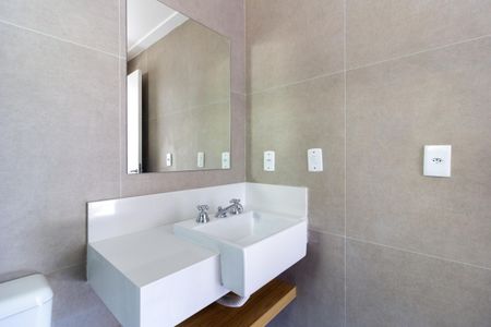 Apartamento para alugar com 33m², 1 quarto e 1 vaga Apartamento para alugar com 33m², 1 quarto e 1 vagaBanheiro