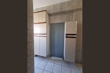 Apartamento à venda com 61m², 2 quartos e 2 vagasCozinha