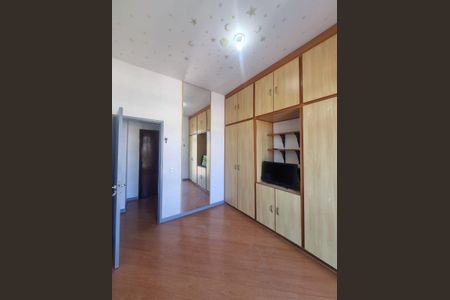 Apartamento à venda com 61m², 2 quartos e 2 vagasQuarto