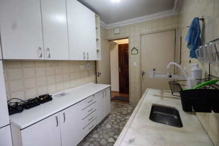 Apartamento para alugar com 129m², 3 quartos e 2 vagasCozinha