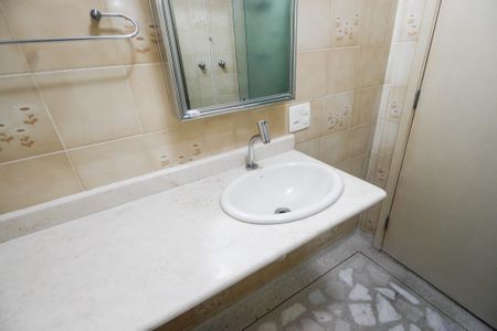 Apartamento para alugar com 129m², 3 quartos e 2 vagasBanheiro