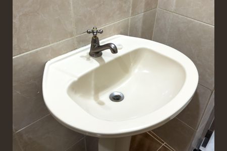 Apartamento para alugar com 70m², 2 quartos e sem vagaBanheiro