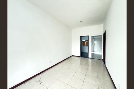 Apartamento para alugar com 70m², 2 quartos e sem vagaSala