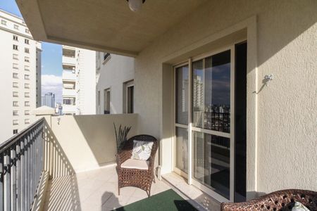 Apartamento à venda com 156m², 3 quartos e 3 vagasVaranda