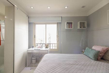 Apartamento à venda com 156m², 3 quartos e 3 vagasSuíte 2