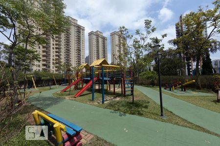 Apartamento à venda com 156m², 3 quartos e 3 vagasCondomínio - Playground