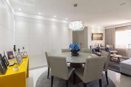 Apartamento à venda com 156m², 3 quartos e 3 vagasSala