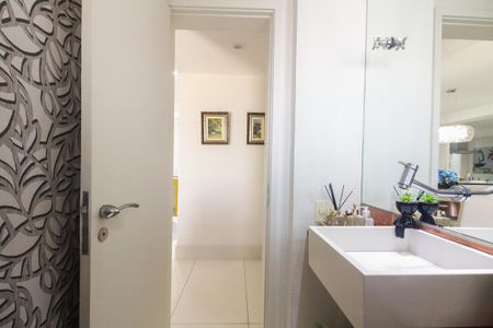 Apartamento à venda com 156m², 3 quartos e 3 vagasLavabo