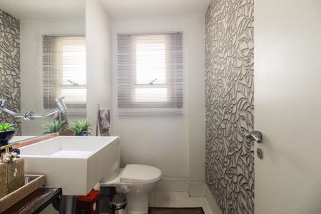 Apartamento à venda com 156m², 3 quartos e 3 vagasLavabo