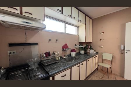 Apartamento à venda com 75m², 2 quartos e 1 vagaCozinha