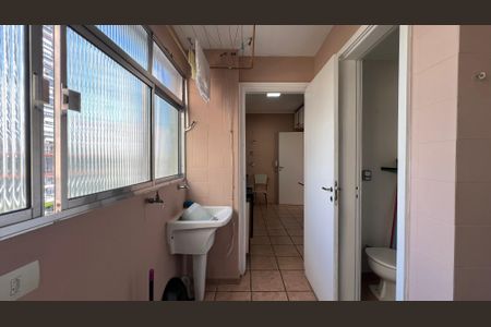Apartamento à venda com 75m², 2 quartos e 1 vagaÁrea de Serviço