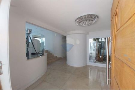 Casa à venda com 4 quartos, 510m² em Real Parque, São Paulo