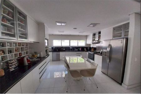 Casa à venda com 510m², 4 quartos e 8 vagas