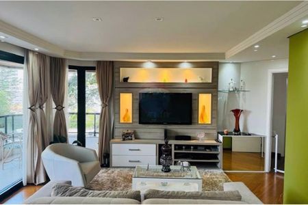 Apartamento à venda com 185m², 5 quartos e 3 vagas