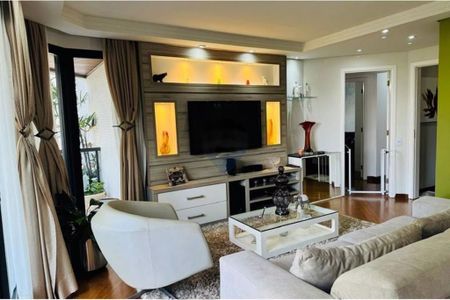 Apartamento à venda com 185m², 5 quartos e 3 vagas