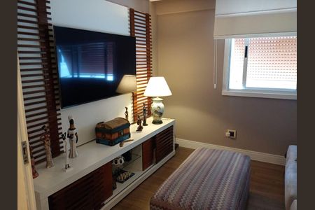 Apartamento à venda com 3 quartos, 207m² em Vila Suzana, São Paulo