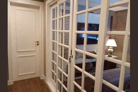 Apartamento à venda com 3 quartos, 207m² em Vila Suzana, São Paulo