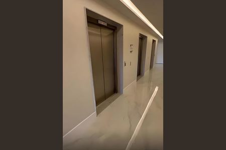 Apartamento à venda com 79m², 2 quartos e 2 vagas